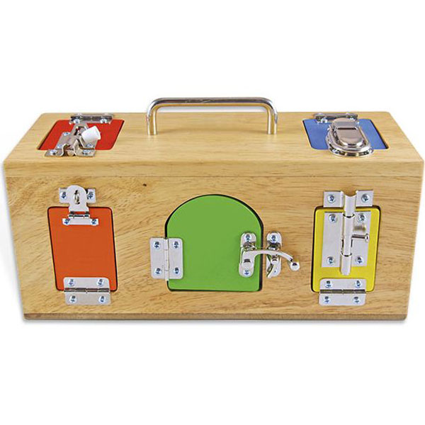 Drvena kutija sa bravama i katancima Montesori HTS0024 - ODDO igračke